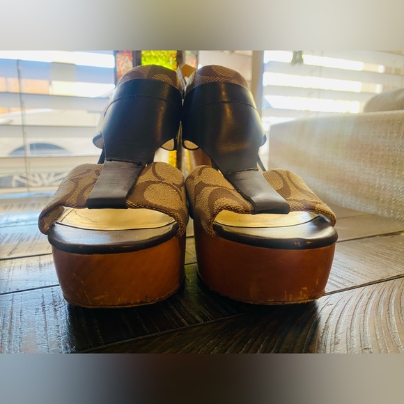 COACH Campbell Wedge Platform 🥰 - Picture 4 of 11